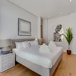 Serenity Heights - Luxury Concierge Services Вілла Адехе