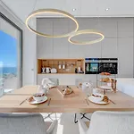 Serenity Heights - Luxury Concierge Services Вілла