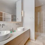 Serenity Heights - Luxury Concierge Services Адехе
