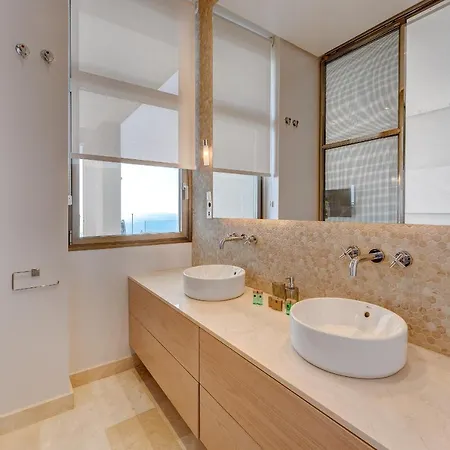 Serenity Heights - Luxury Concierge Services