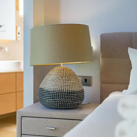 Serenity Heights - Luxury Concierge Services Villa
