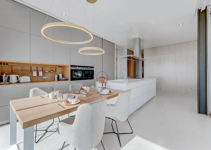 Villa Serenity Heights - Luxury Concierge Services *