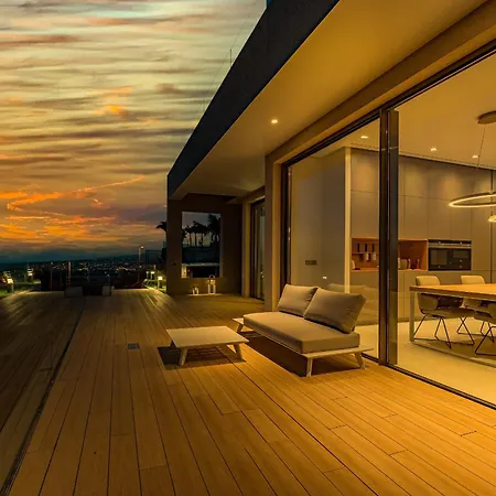 Serenity Heights - Luxury Concierge Services 别墅