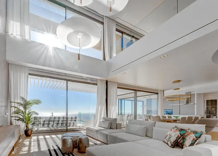 Serenity Heights - Luxury Concierge Services Villa