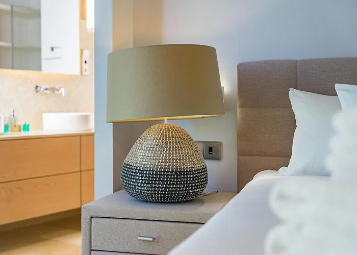 Serenity Heights - Luxury Concierge Services Villa